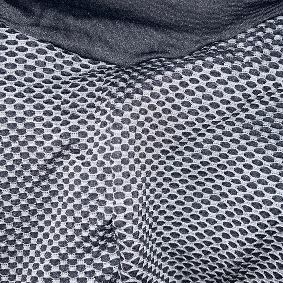 Tik Tok leggings. Size Large gray and black. - Picture 5 of 5